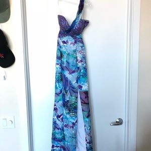 Off shoulder bejeweled prom dress